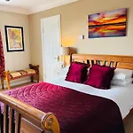 Hillcrest Bed & Breakfast *