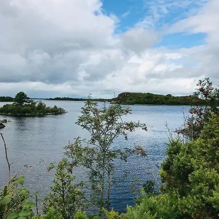 Hillcrest Boyhollagh