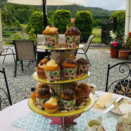 Hillcrest Bed & Breakfast *