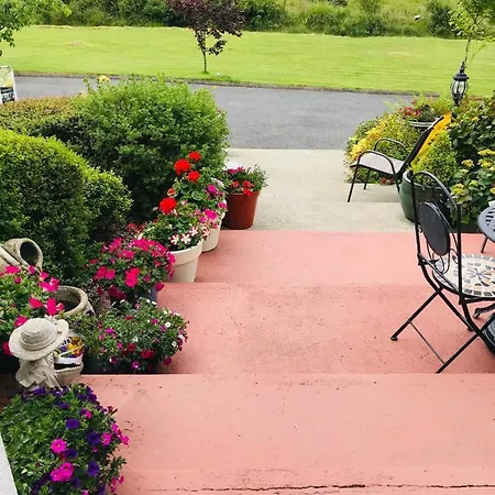 Hillcrest Boyhollagh