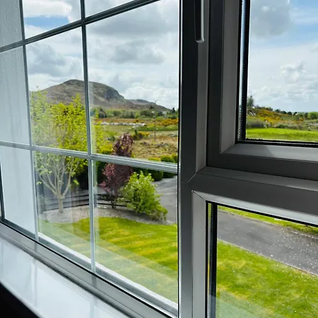 Hillcrest Bed and Breakfast