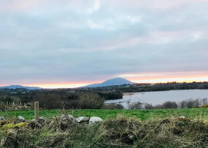 Hillcrest Boyhollagh