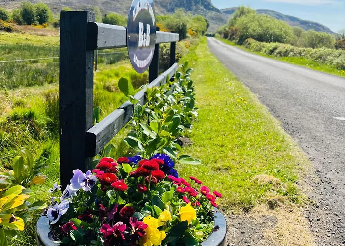 Hillcrest Boyhollagh